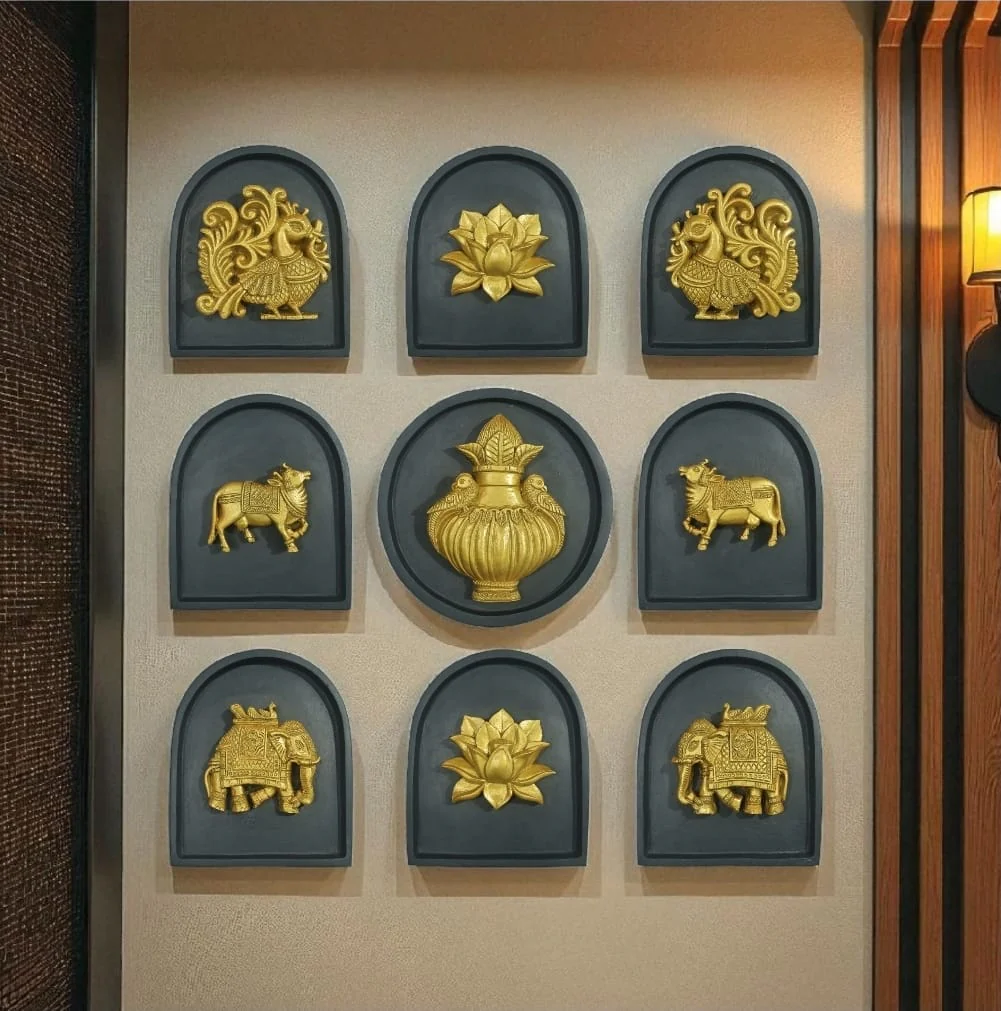 Sculpture and Table decor
